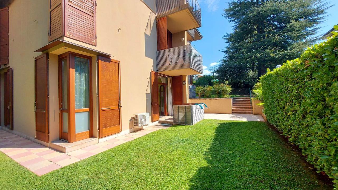 Colors Pool Apartment 巴多利诺 外观 照片