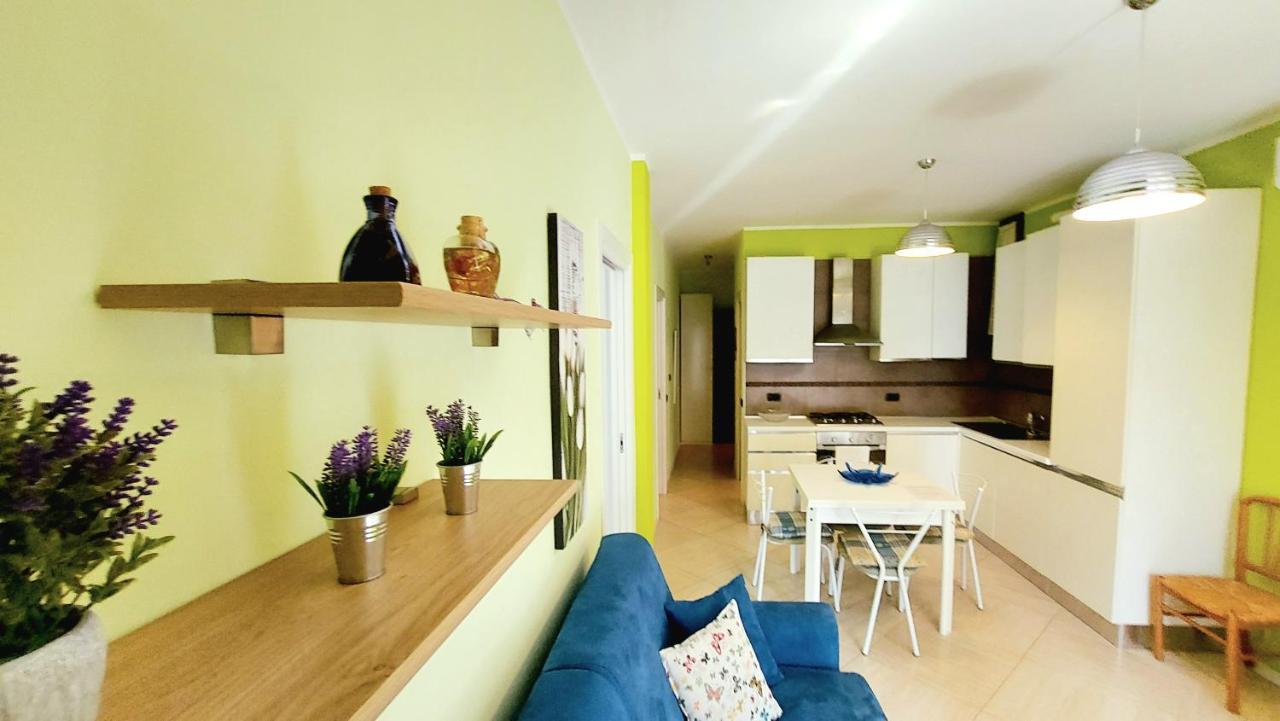 Colors Pool Apartment 巴多利诺 外观 照片