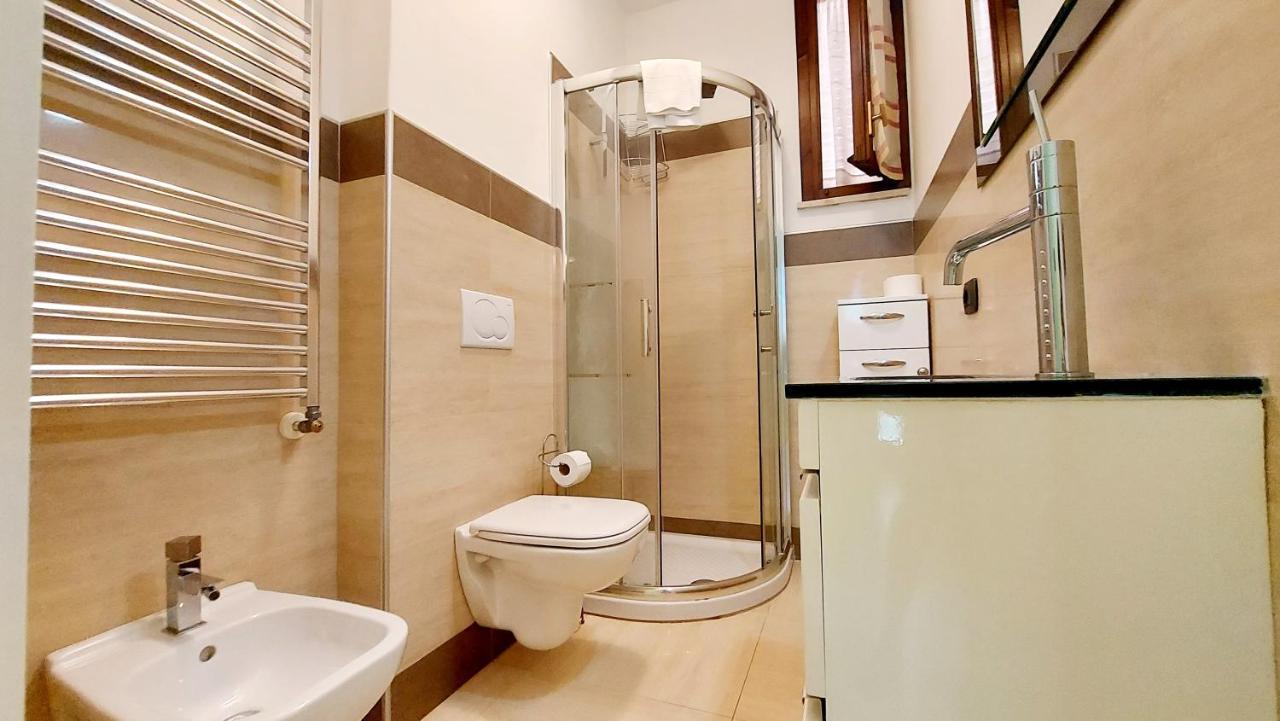 Colors Pool Apartment 巴多利诺 外观 照片